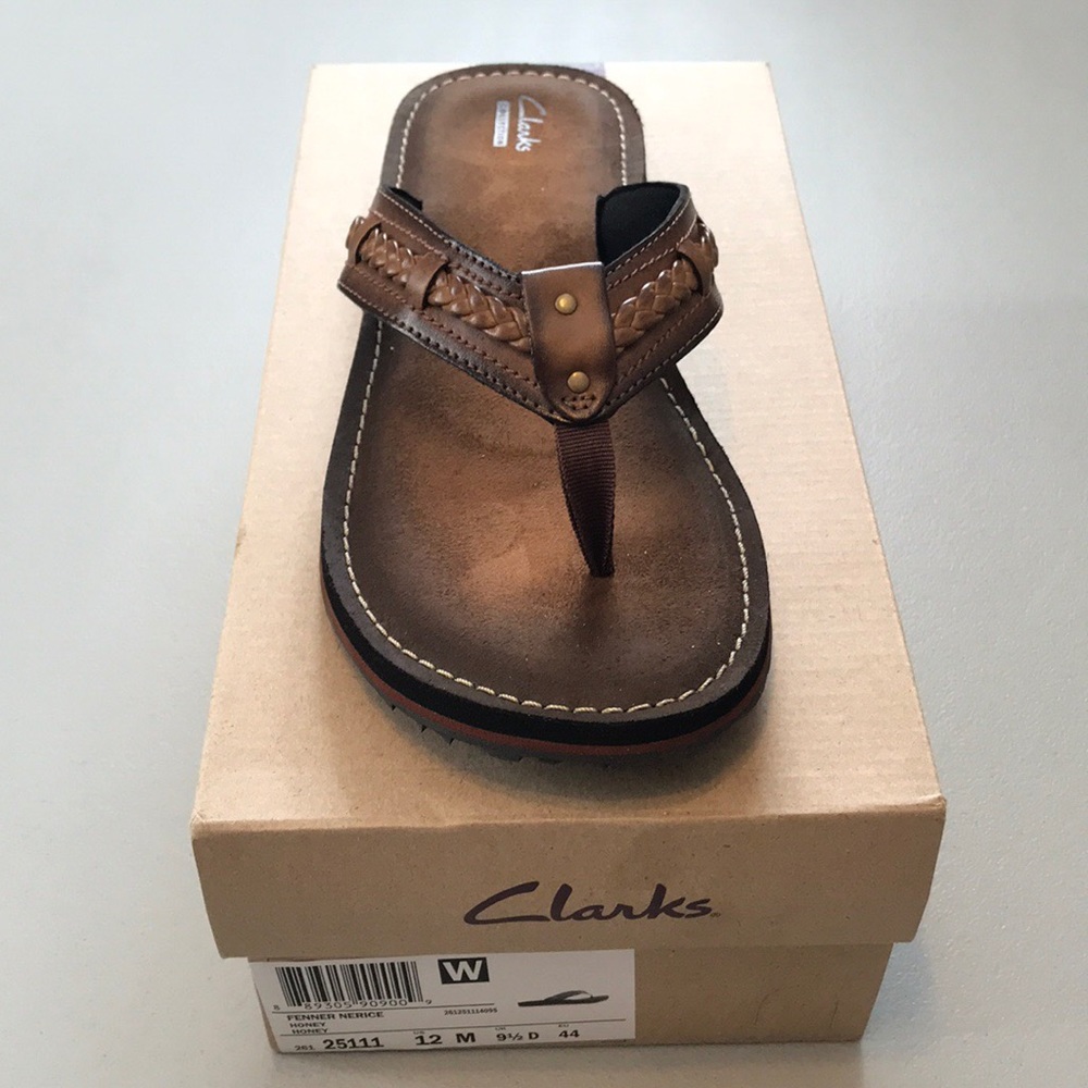 NIB Clarks Fenner Nerice sandals, size 12